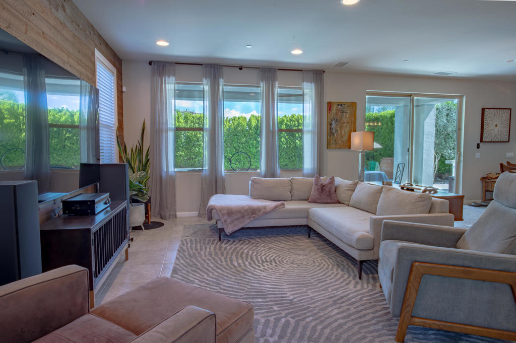 Genesis - Residential Lease
