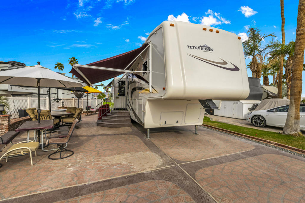 Outdoor Resorts Palm Springs - Land