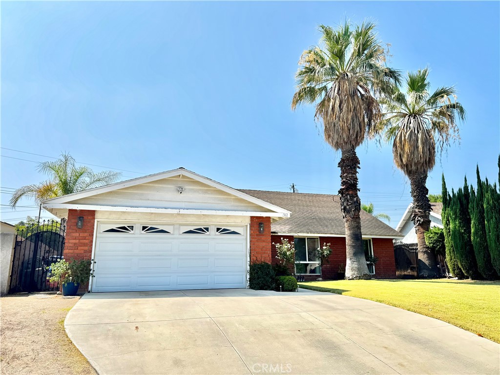 Recently remodeled home is finally available to rent after 5 years! 3beds/2baths in a highly desirable, safe neighborhood, this makes for the perfect rental home. Available to Occupy starting Sept. 1st!