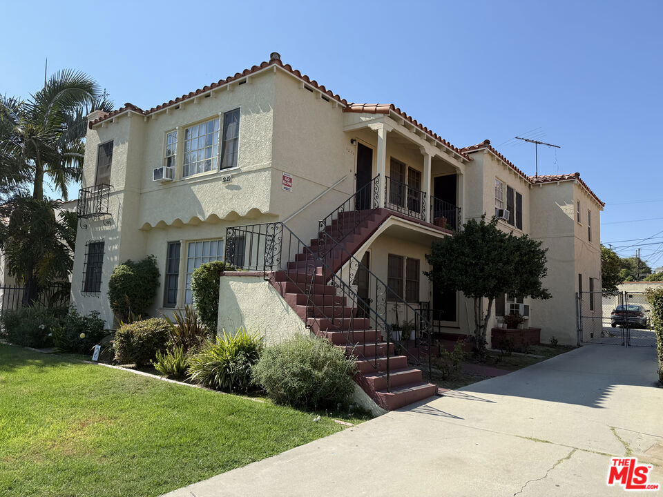 This well-maintained 4-unit property is located in a desirable neighborhood and features two spacious 2-bedroom, 1-bathroom units and two charming 1-bedroom, 1-bathroom units. Each unit offers a beautiful open floor plan. The property condition has been thoughtfully maintained, making it ideal for both investors and owner-occupants. Don't miss your chance to own a solid income-producing property.