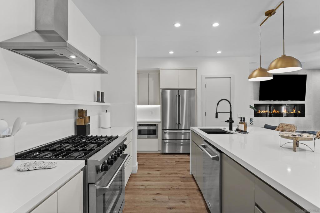 806 N Cleveland St Unit 1