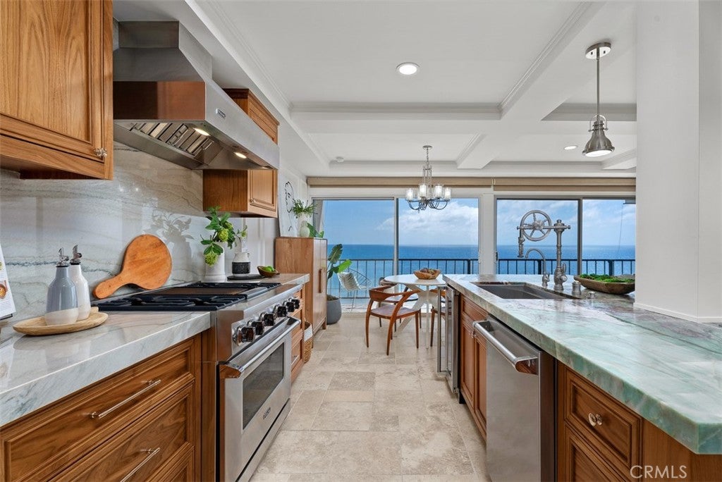 31423 Coast Highway 51, Laguna Beach CA 92651 - Photo 11