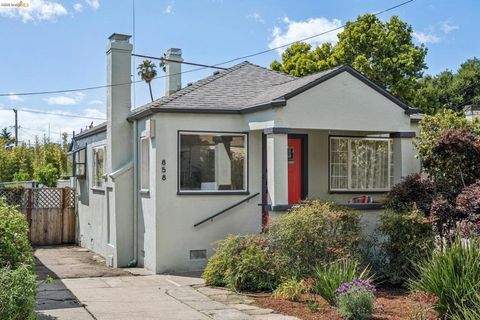 Photo of 858 Neilson St St, Berkeley, CA 94707 (MLS # 41132242)