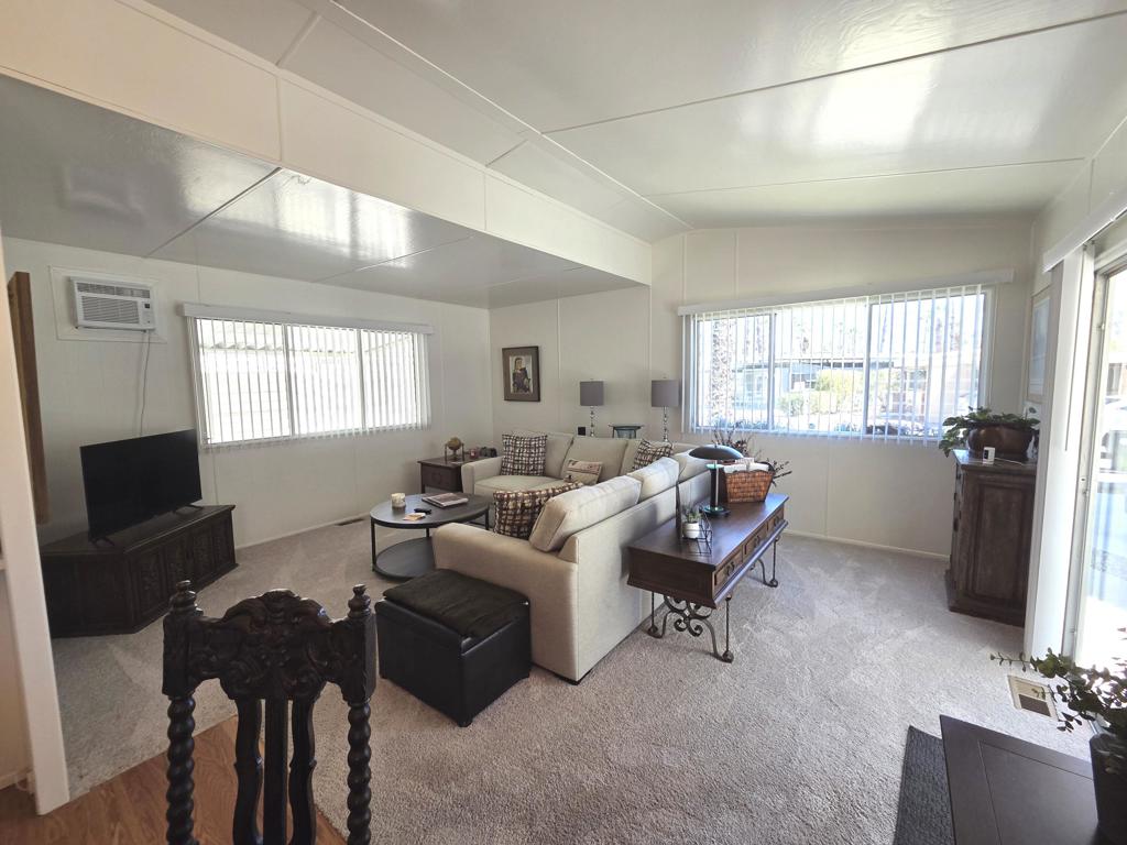 Royal Palms - Manufactured In Park