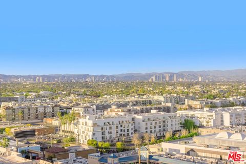 Photo of 13600 Marina Pointe Drive #1704, Marina Del Rey, CA 90292 (MLS # 26651905)