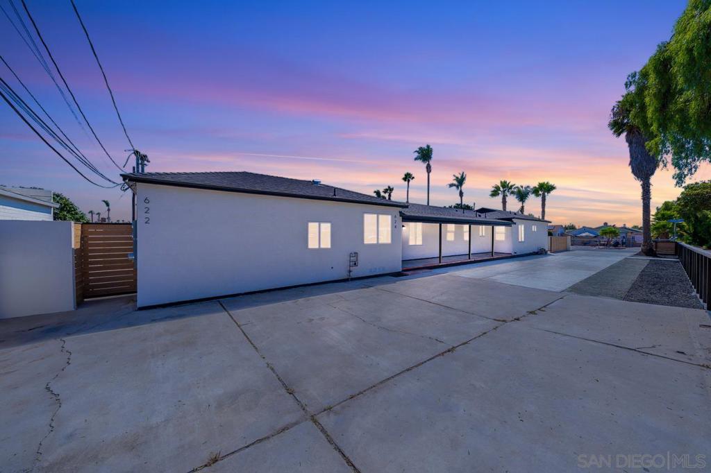 622 26 I St