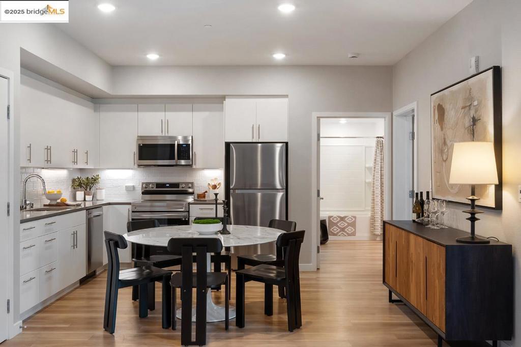 WEST OAKLAND - Residential