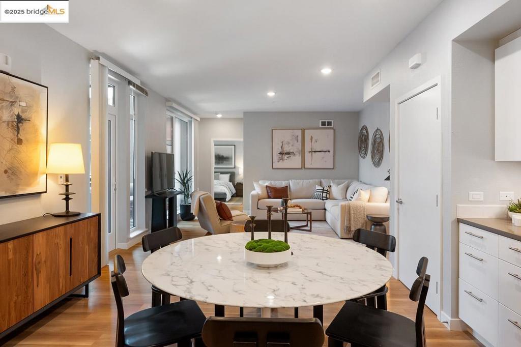 WEST OAKLAND - Residential