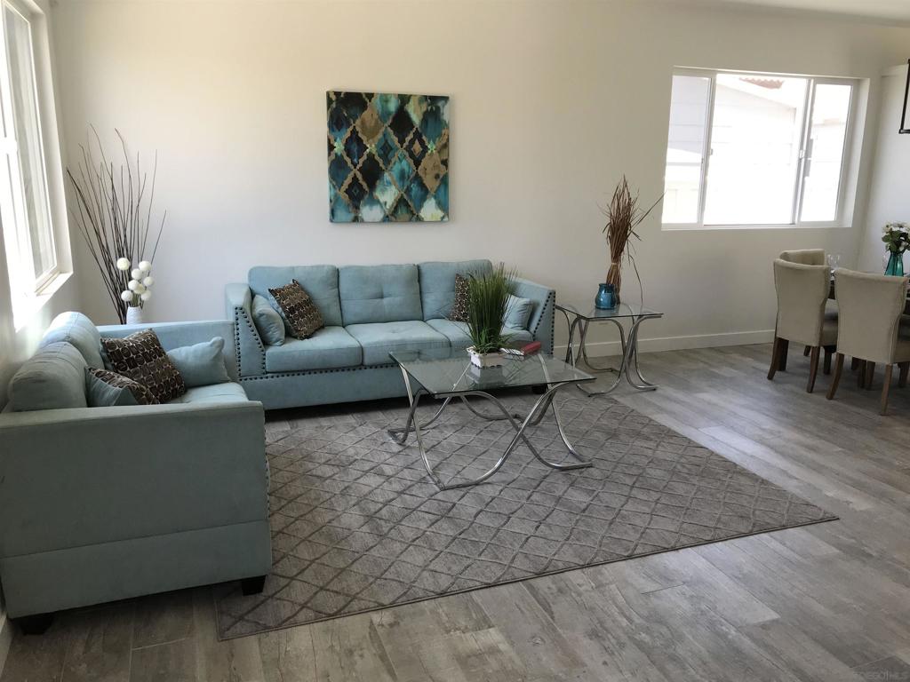 271 Evergreen Avenue