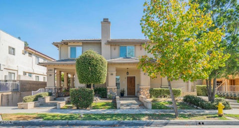 Photo of 690 S Marengo Avenue #5, Pasadena, CA 91106 (MLS # P1-29223)