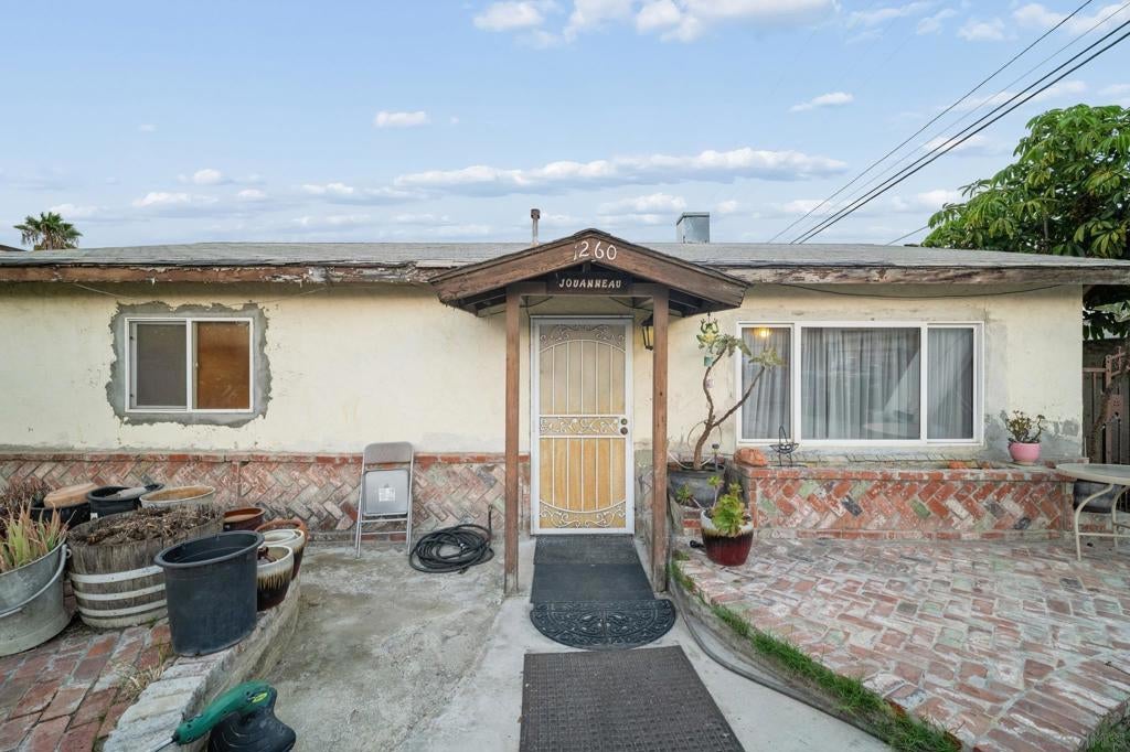 1260 Presioca St.