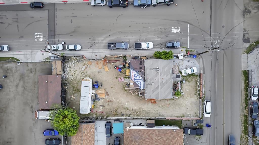 1260 Presioca St.