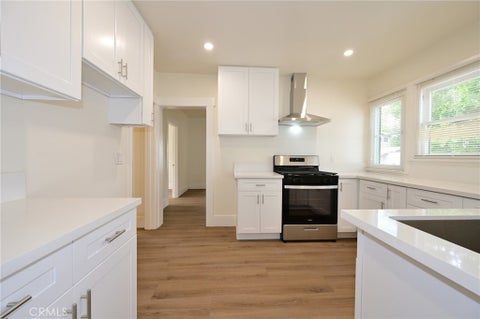 Tiny photo for 526 N Madison Ave, Pasadena, CA 91101 (MLS # AR26225618)