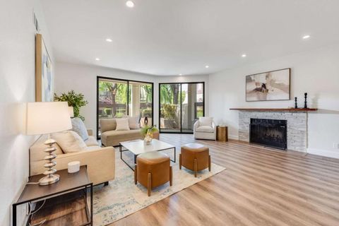 Photo of 540 Shorebird Circle #21106, Redwood City, CA 94065 (MLS # ML82041496)