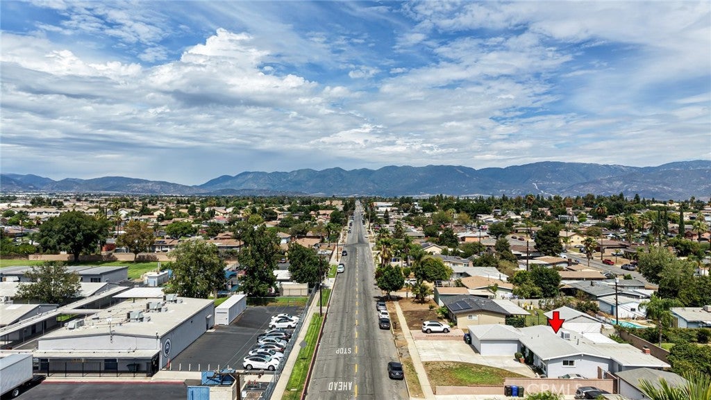 Photo of 825 N Lilac Avenue, Rialto, CA 92376 (MLS # IV26198165)