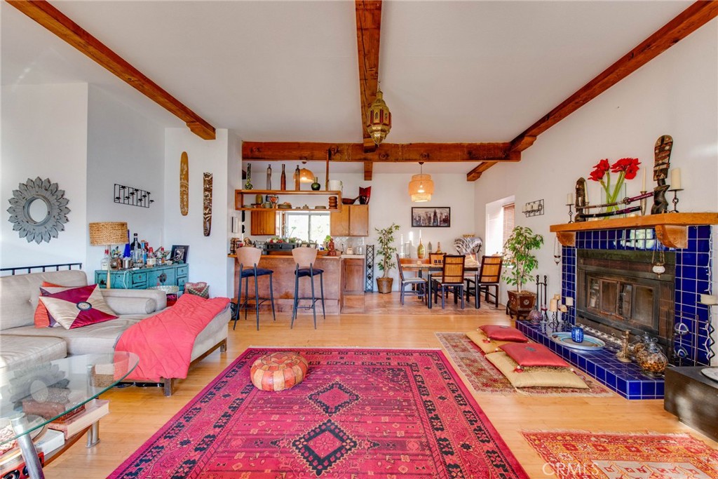 1953 Sunset Plaza Drive