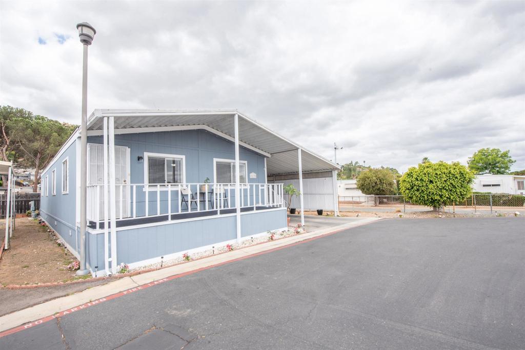 1285 E Washington Ave 113
