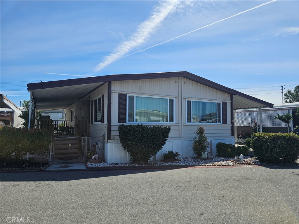 25526 Redlands 19