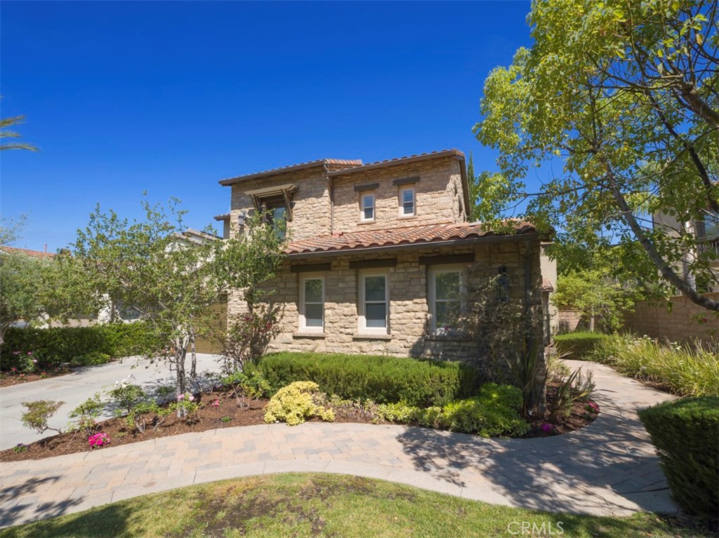 3 Lennox Court