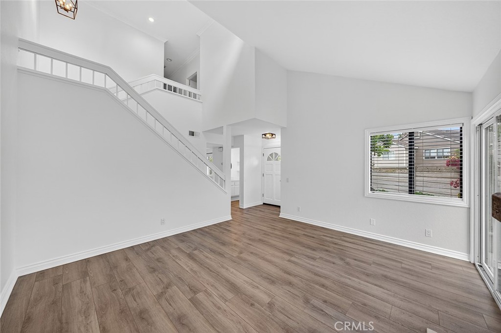 24572 Sutton Lane