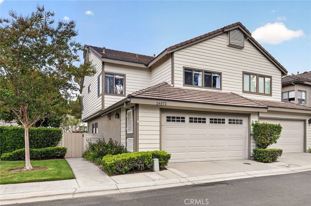 24572 Sutton Lane