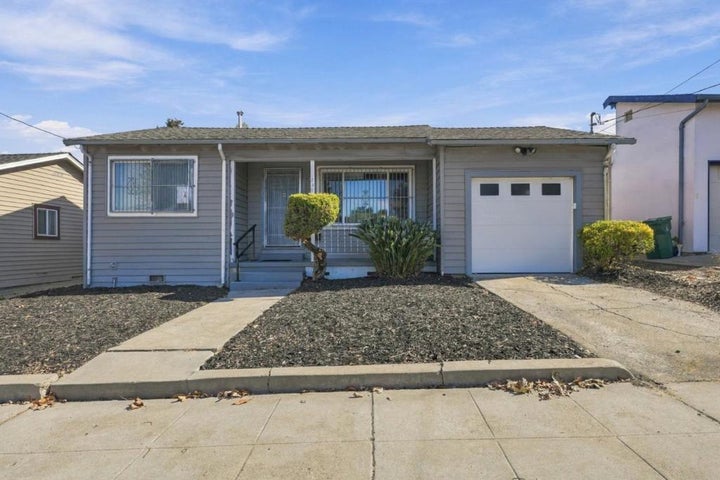 Photo 1 of 24 — 720 Kern Street, Richmond, CA 94805