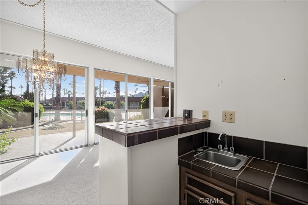 Sandpiper Indian Wells (32518) - Residential