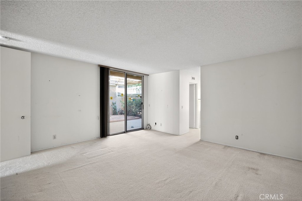 Sandpiper Indian Wells (32518) - Residential