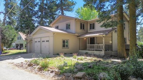 Photo of 21645 Jobs Peak Road, Cedarpines Park, CA 92322 (MLS # IG26075405)