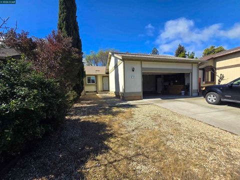 Photo of 155 Dartford St, Hercules, CA 94547 (MLS # 41128867)