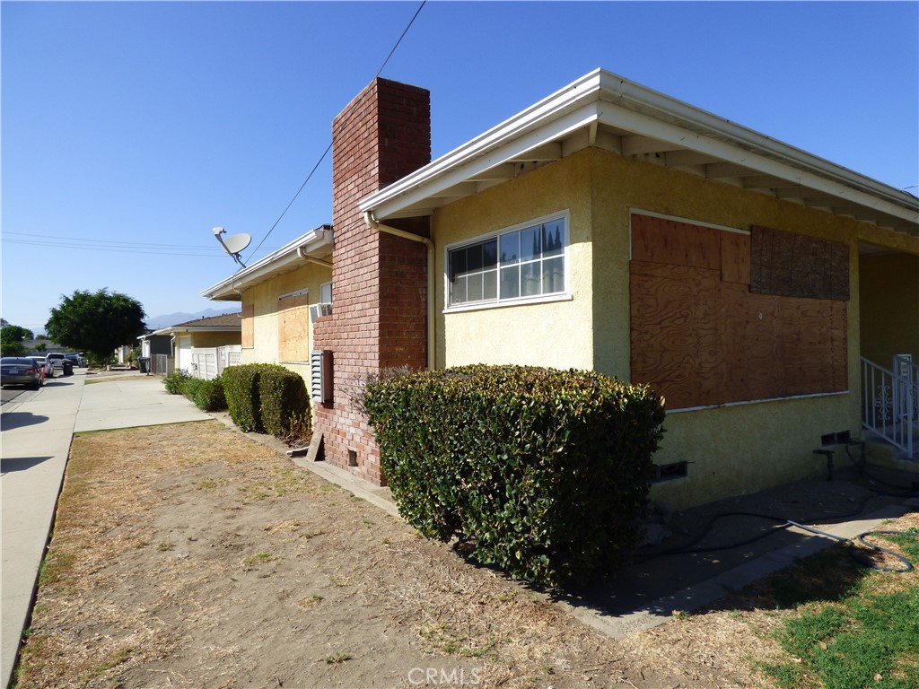 Rare Investment Opportunity in Baldwin Park! Spacious corner-lot property featuring three detached units plus a detached 2-car garage on a 9,405 sq. ft. lot. Each unit has its own address, offering excellent potential for multi-generational living or strong rental income. Front House: 2 bedrooms, 1 bath, approx. 1,372 sq. ft. Second Unit: 2 bedrooms, 1 bath, approx. 480 sq. ft with a carport. Guest House: 1 bedroom, 1 bath. This property is a diamond in the rough with endless potential. Ideal for an owner-occupant who wants additional income while living on-site, or for investors seeking multiple rental opportunities. Conveniently located near the 10, 605, 210, and 57 freeways, with easy access to shopping, dining, and daily essentials. Close to Walmart, Target, Home Depot, Kaiser Permanente Baldwin Park Medical Center, Post Office, Police Station, parks, Starbucks, and a variety of restaurants and entertainment options. Don’t miss this unique chance to own a property with incredible upside in the heart of Baldwin Park!