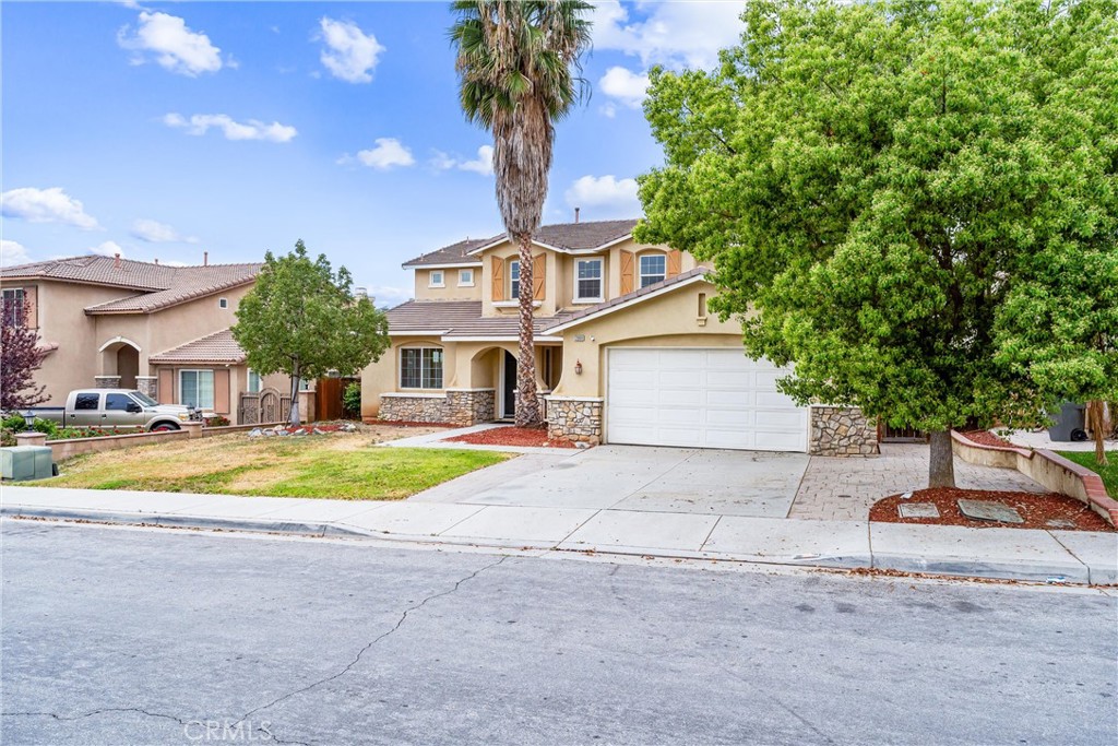 12909 Golden Lantern Drive