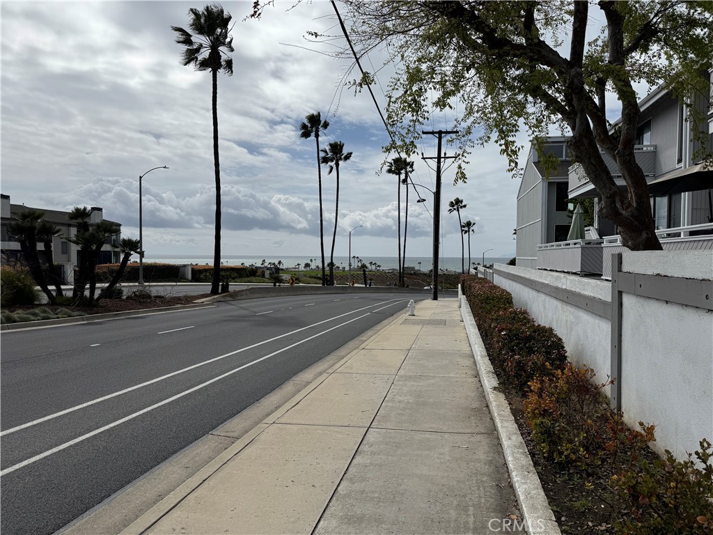 5 escapade court 316