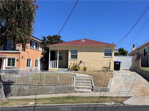 Photo of 715 W Graves Ave, Monterey Park, CA 91754 (MLS # TR26089697)