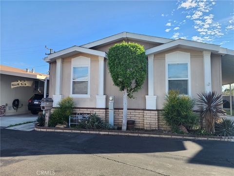 310 Magpie Fountain Valley CA 92708
