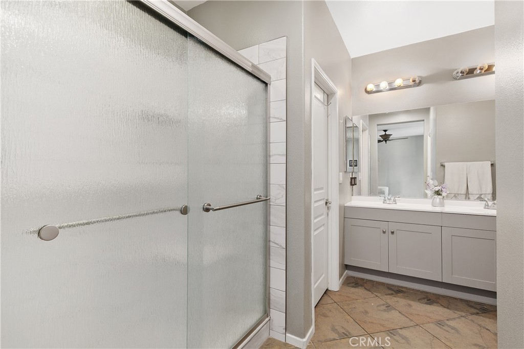 Four Seasons - Residential