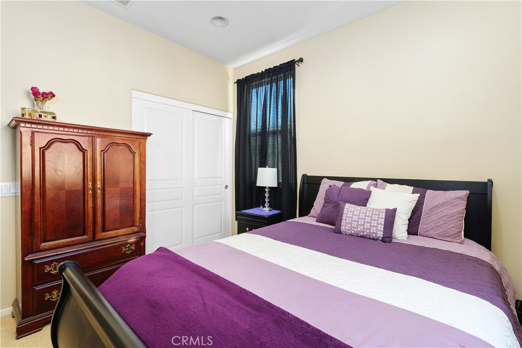 Four Seasons - Residential