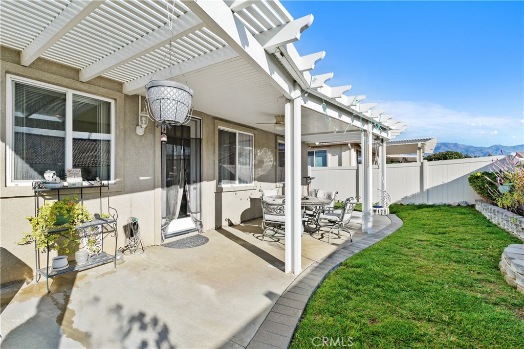 Four Seasons - Residential