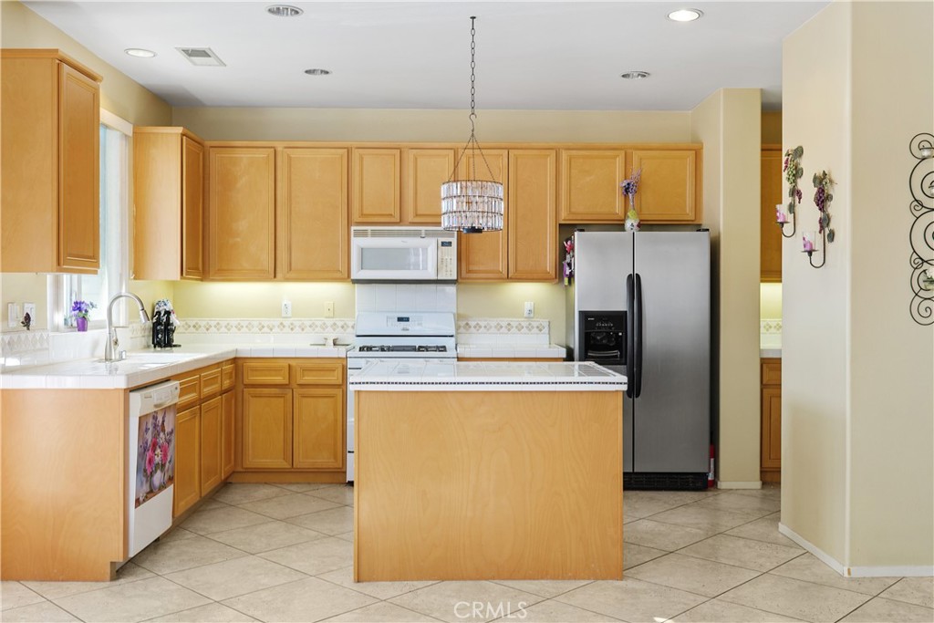 Four Seasons - Residential