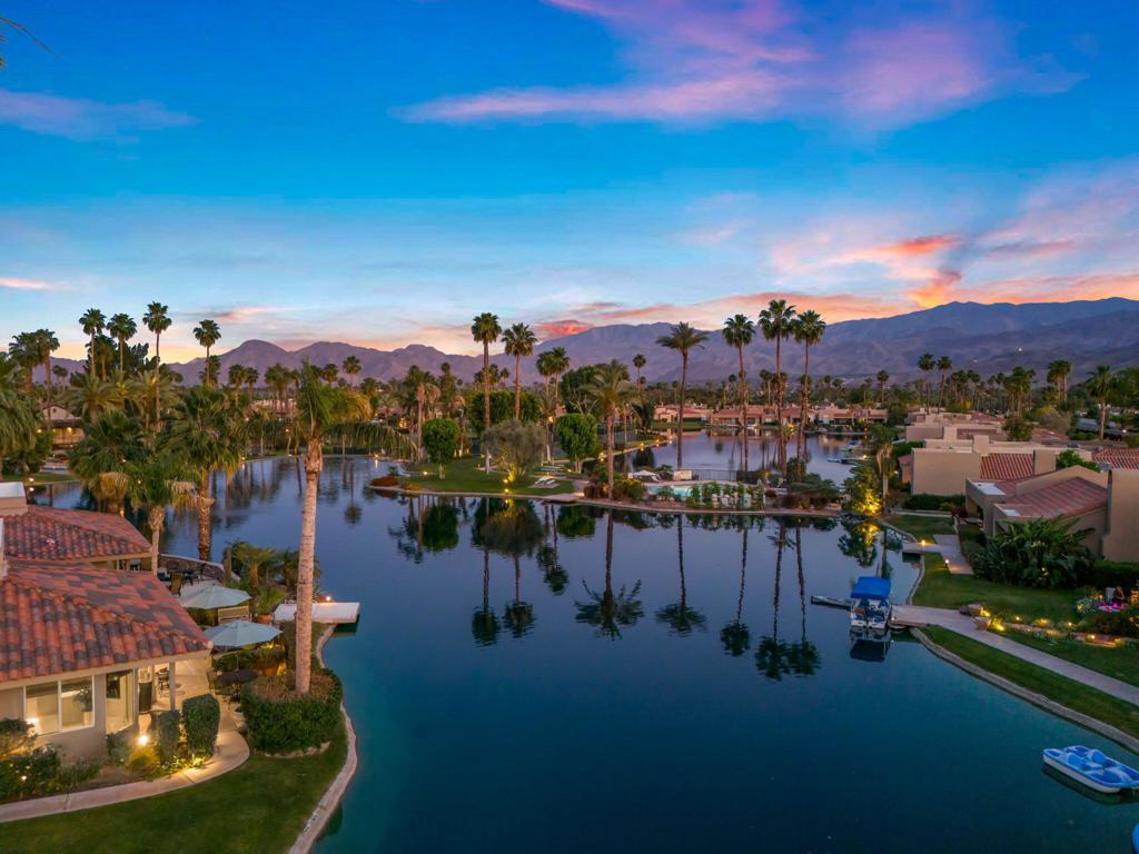 Lake Mirage Racquetball Club - Residential