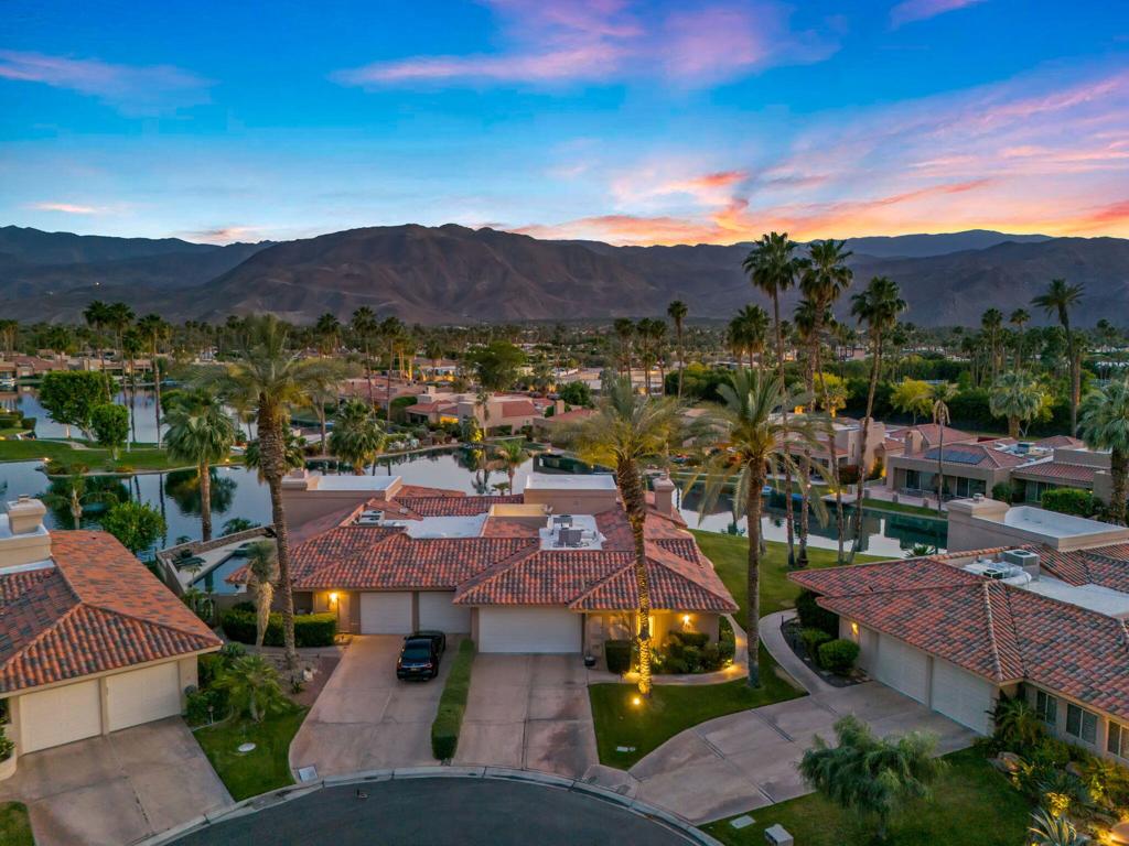 Lake Mirage Racquetball Club - Residential