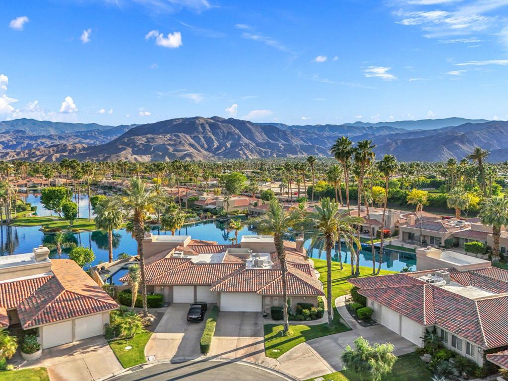 Lake Mirage Racquetball Club - Residential