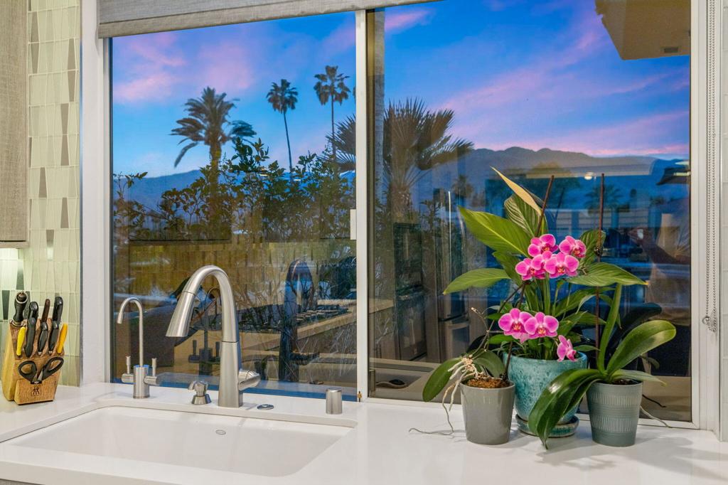 Lake Mirage Racquetball Club - Residential