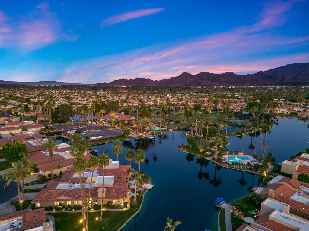 Lake Mirage Racquetball Club - Residential