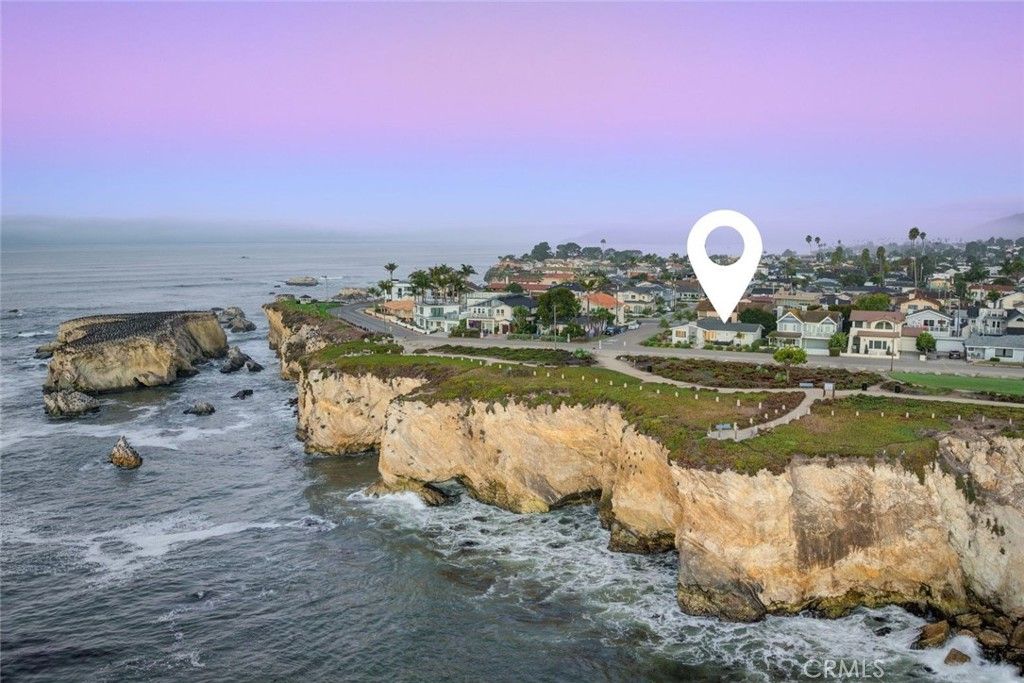 Photo of 290 Cliff Avenue, Pismo Beach, CA 93449 (MLS # PI25231484)