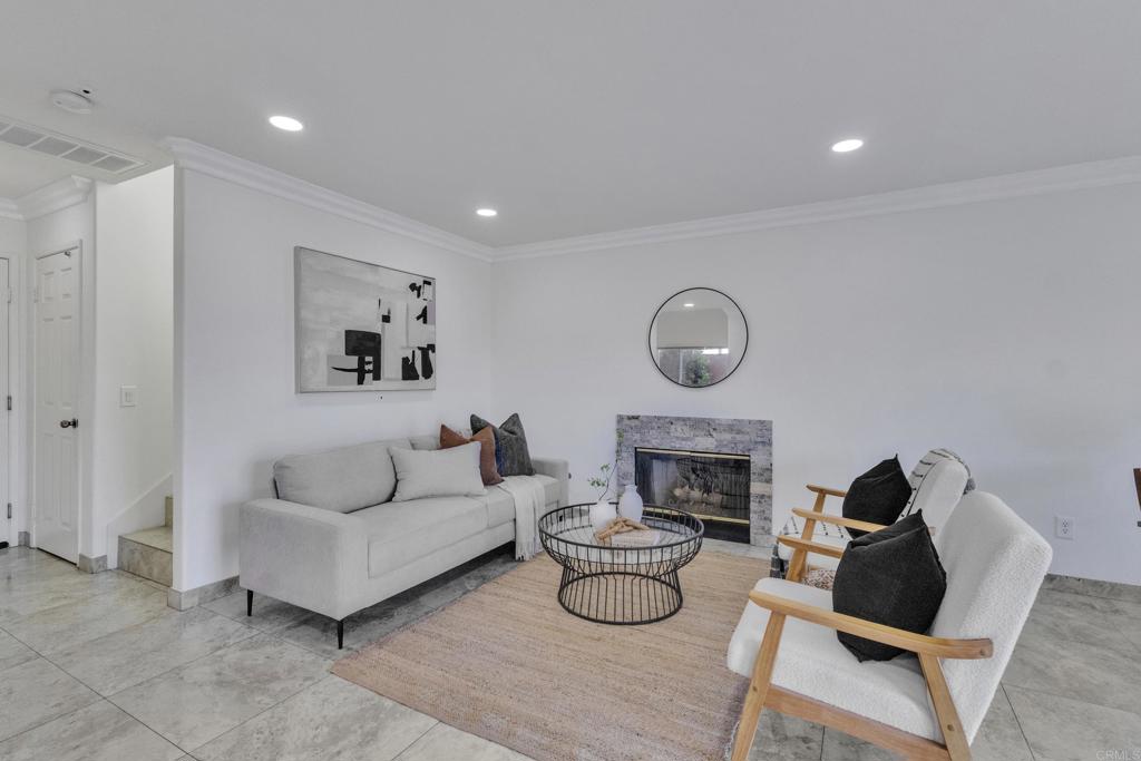 13740 Gateway View Dr