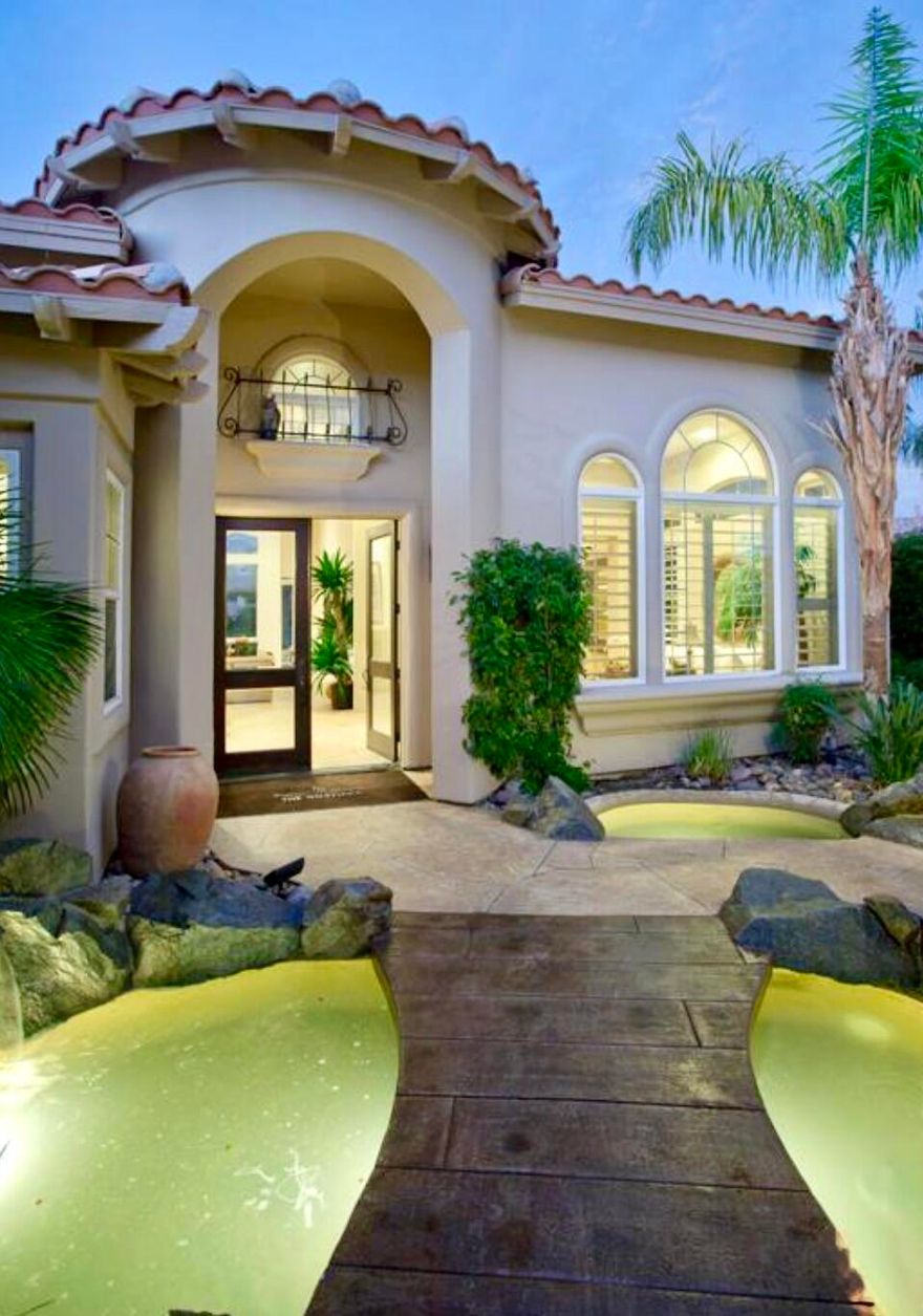 Beautiful 4BD/5BA home with over 3,500 sq. ft. overlooking the 18th fairway of a Robert Trent Jones designed course.This Spacious residence features flagstone flooring, high ceilings, abundant natural light, formal dining, full bar, spearate living and family rooms, and large picture windows with golf course and mountain views.The detached 1BD/1BA casita includes a fireplace and kitchenette-perfect for guests.Resort style backyard with a  pool spa and covered entertaing spaces offering privacy and expansive views.A rare opportunity in one of La Quinta's most desirable communities.