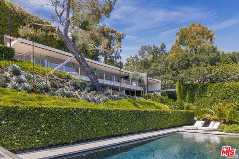 10801 Chalon Road Los Angeles CA 90077