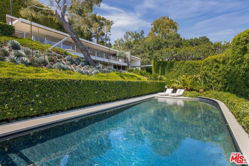 Properties 2 10801 Chalon Road