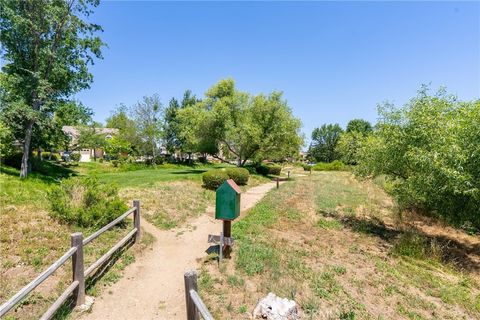 Tiny photo for 11707 Sinnard Ln LN, Atascadero, CA 93422 (MLS # NS26105672)